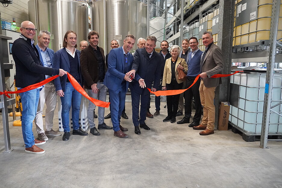 Lors de l'inauguration de la nouvelle usine à Flawil (SG).