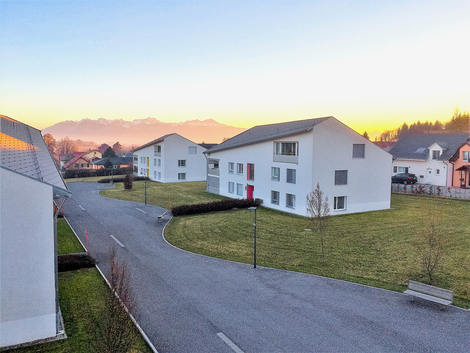 Le site de Pra Roman à Vers-chez-les-Blanc geré par la fondation NetAge offre une soixantaine de logements destinés aux plus de 55 ans, en solo ou en couple. 