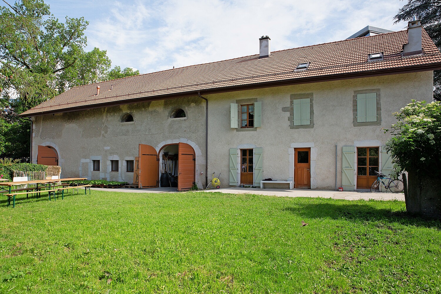 Les fermes urbaines de Meyrin et Bernex rapprochent la ville de la campagne.